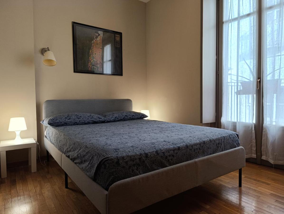 Garibaldi Turin Charming Apartman Kültér fotó